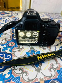 نيكون D3500 • كاميرا