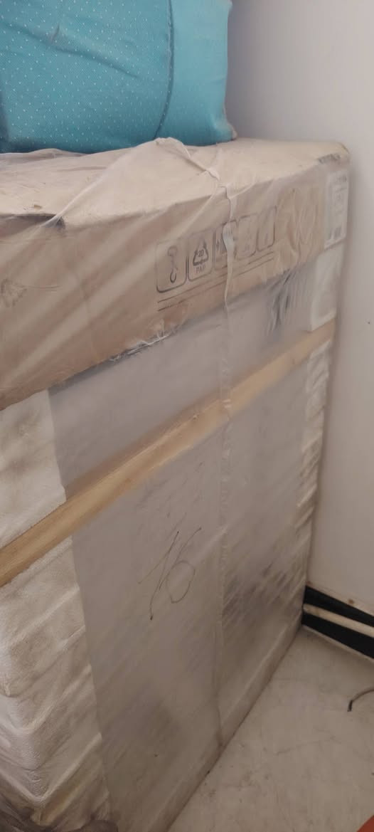 السلام عليكم
غساله صحون ألماني الصنع جديد مامستخدم وساحبه طباخ هم جديده بلكارتونه يشهد الله درجه اولى مكاني ديوانيه حي الجامعه ***********
