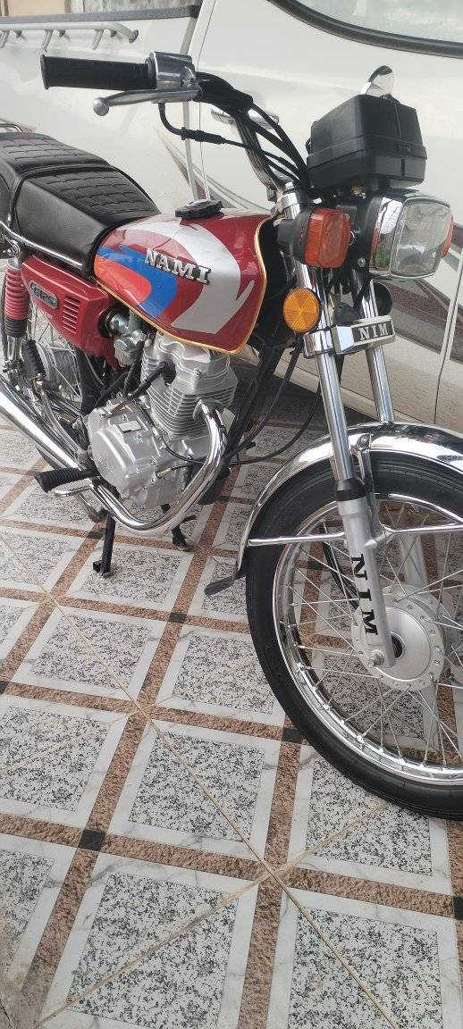 السلام عليكم 
للبيع دراجه نامه  موديل 25زيرو بعده جديده  اوراق اسكنر وصل معرض موجود بدراجه مكفولة كفالة عامه  شاصي رفيع  3 احرف   اوراق اسكنر دراجه شلعه أو معدل فول مكان الديوانيه الاستفسار عن الرقم ***********
فدوه ما يعجبك المنشور لأ اتعلق واله تتصل واله اطب خاص  السعر 675 او بيه مجال بسيط كلش
