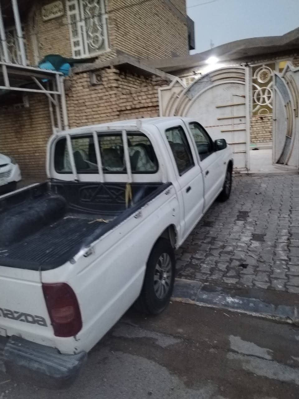 بيكم مازدا 2001 تبريد شغال گشره ماشاءالله بسمي رقم انكليزي بغداد باقيه بس استلام لوحات بيع امراوس مكان السياره بالكوت السعر 65 وقابل للتفاوض 
الاستفسار على الرقم التالي 
***********
ملاحظه كل اخياس مابيهه السياره جداا نضيفه
