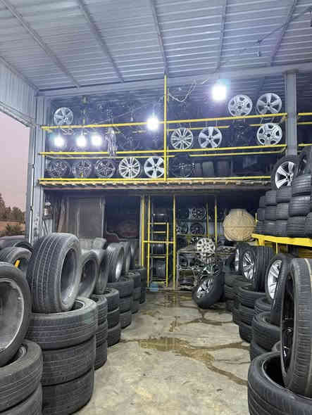 سلام عليكم شباب بخدمه طيبين بيع وشراء مراوس ويل كبات لحيم تعديل صبغ جميع الوياله حديد ويل كب حسب الحجم خدمات كامله فتح شد بلنص مجاني مكان بغداد متخل كسره وعطش 
بخدتكم***********
جمعه فتح نشالله @إشارة
