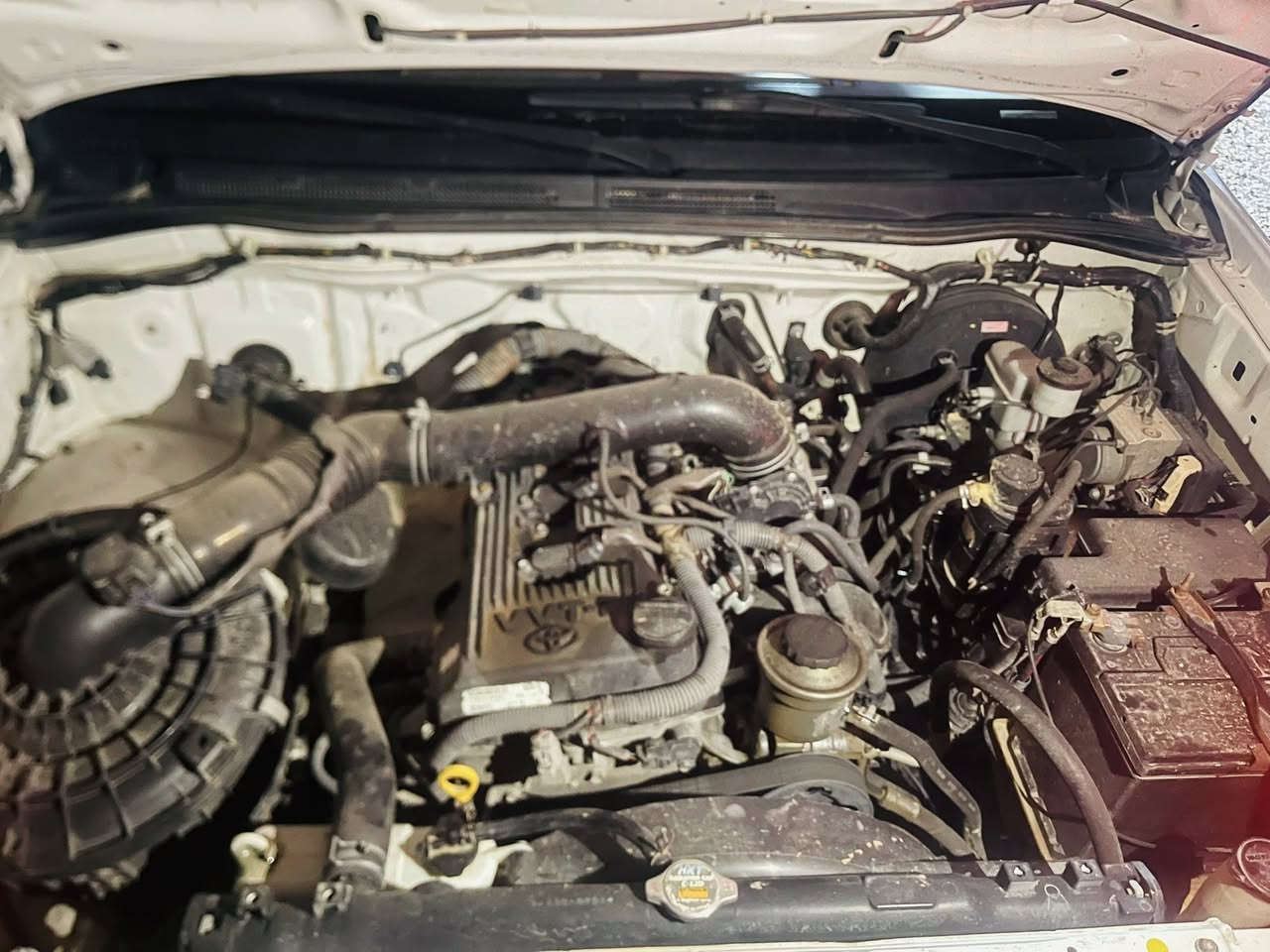 السلام عليكم ورحمة الله وبركاته هايلوكس موديل 2006 رقم جديد سنوية جديدة تحويل ثاني يوم محرك مفتوح مكفولة من الصبغ والبارد  للاستقسار ‭0773 196 5678‬
