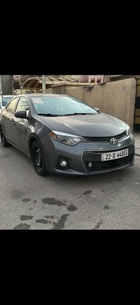 كورلا ٢٠١٦ وارد كندي بيها جاملغ امامي صفحه السائق مبدل ومصبوغ نفس اللو...