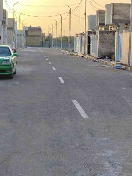 دار للبيع مساحه 75متر 🏘
خدمات كامله من ماء وكهرباء ونترنيت ضوئي وناره شوارع ليليه ومدرس وتبليط للباب بلخط الاول وقريب عن سوك العنوان مقابيل ملحق قريه الغدير السعر 33وبي مجال الاستفسار اكثر وباقي الملاحضات وتساب وبخدمتك ***********
