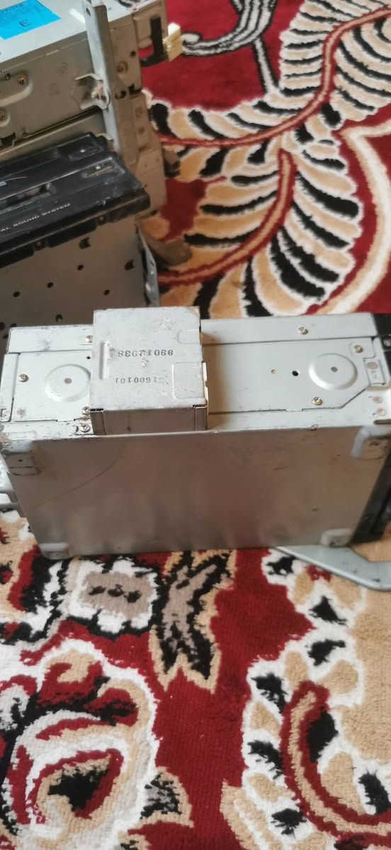 السلام عليكم من رخصة الأدمن.
غراض تويوتا كراون جنجر وملحقاتة راسلني او اتصل ***********
