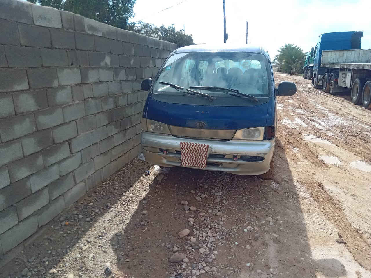 سياره بريجو موديل ٩٦ بسمي رقم بغداد نكليزي محرك كير صدر اكسل مكفول شواصي ممعرات تعمير درجه اولى مكاني بغداد المعامل سنويه ل
٢٩   تلفون ***********
