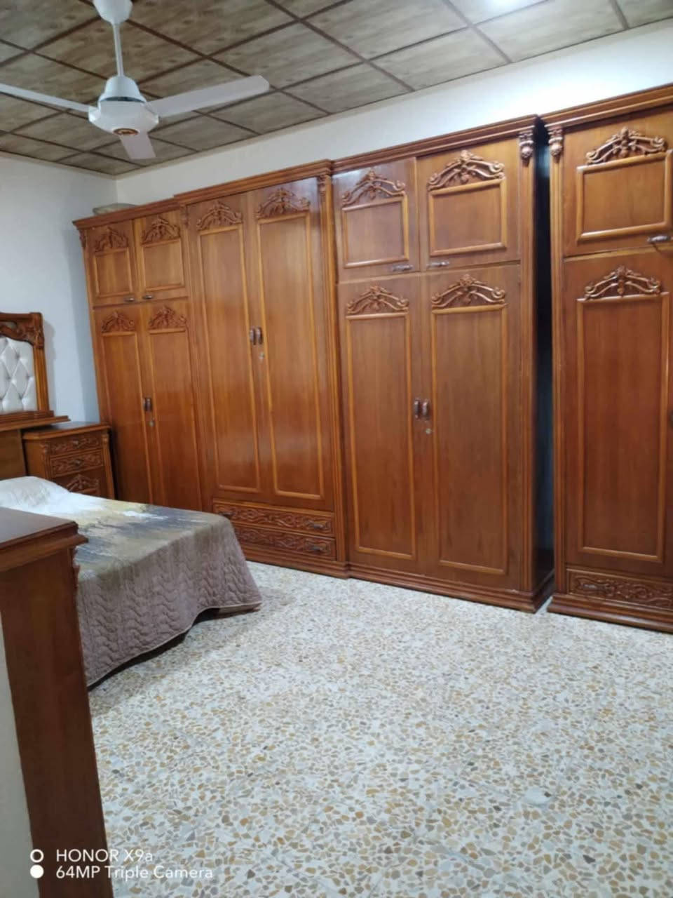 🔹دار للبيع في حي #الميثاق🔹
- مساحة الدار : 100 متر واجهة 5 متر
- شارع تبليط
- سند طابو 

🏠 تفاصيل الدار :- 
طابق واحد :غرفة نوم، هول، مطبخ ، استقبال، صحيات ، كراج  
_______________________________________________
للاستفسار:- 
***********
*********** 
مراجعة مكتب بيت الحضارة للعقار:
 عنوان المكتب سايدين حي الوحدة قرب مول سانكو 2
