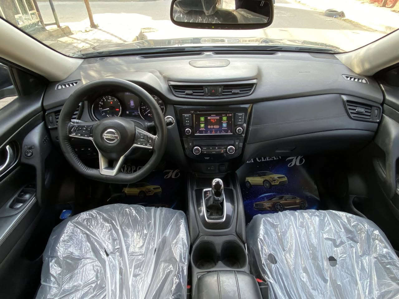 السلام عليكم 
السعر 135 بيها مجال
نيسان روج 2018 SL فوول
حادث 3 قطع سطحي 
مواصفات فول 
كشنات كهرباء +هيتر +خزن وضعيات + كشنات جلد
كامره 360 (4) كامرات
تحكمات ستيرن 
تشغيل عن بعد 
فتح الصندوق بلقدم 
3 انضمه قياده ايكو نورمال سبورت
ويل كروم تخم تاير جديد 
كير محرك بشرط مكفول 
بصمه ابواب بصمه تشغيل بصمه جنطه
تبريد ثلج ⛄️ تبريد قطعتين
نظام انذار.  مدخل AUX / USB
حساسات امامية حساسات خلفية  
مري كهرباء هيتر مري جانبي  نقط عمياء
مصابيح ليد بكلايت ليد  انوار نهارية
ارقام وهزه جديده 
مكاني بغداد بسمي التواصل ***********
