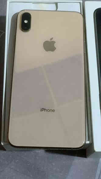 السلام عليكم ايفون اكس ماكس جديد مبدله شاشه اصليه و الباقي كله عل ابلاد ذاكره 256 و البطاريه ٧٨ 
السعر ١٥٠ و بي مجال 
مكاني البصره 
***********
