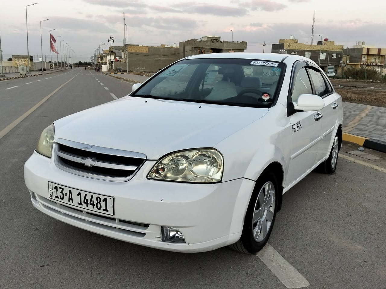 السلام عليكم اوبترا موديل 2011 رقم دولي بأسمنه تحويل مباشر سنوية للـ29 محرك وكير مكفولات تبريد شغال تخم تاير جديد حدادية امامي وخلفي جديد باتري جديد بيها رشات صبغ فقط مكفولة من الحزام ومن العام سيارة جاهزه السعر 55 للأستفسار اكثر (***********) العنوان واسط ، بيع فقط
