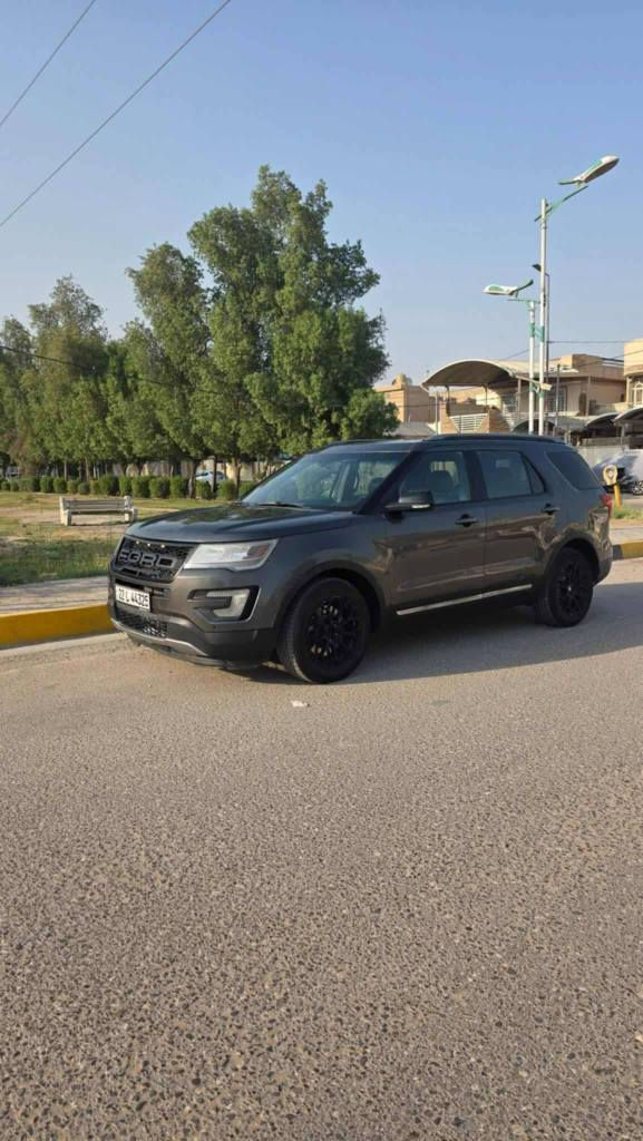 السلام عليكم للبيع او مراوس فورد اكسبلورر موديل 2017 مواصفات XLT  
شاشه كبيره اندرويد اوتو كار بلي 
بانوراما
بصمه + رمز سری 
جنطه كهرباء
حساسات امامي خلفي كامره 
رادار ( بي نقص حساس واحد حاليا ميشتغل )
كشنات جلد 7 راكب كهرباء
السياره حادثها سرقه موضح بالصور
 بيها صبغ القطع المسروقه + قبغ الجنطه
 تشتغل طبيعي عالبانزين العادي  v6 3500 محرك 
محرك جديد ما صار فتره من شديته وسويت ادامه كامله
السعر ١٧٠ وبي مجال للشراي
رقمي ***********
*********** اتصال + واتساب حلة, بابل
