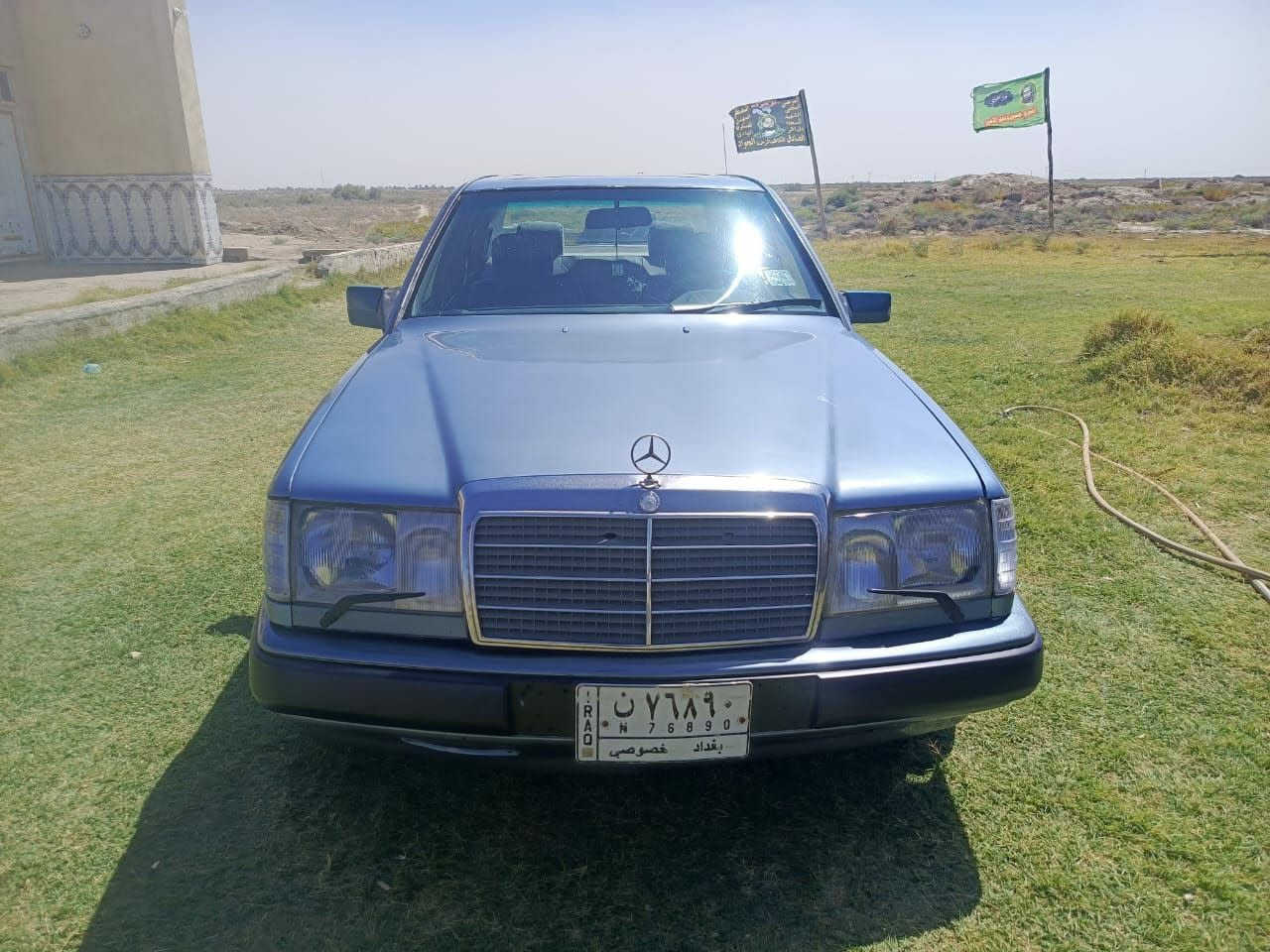 السلام عليكم 
مارسدس دب 1986 
رقم بغداد مشروع وطني سنويه 2026 
مكينه وكير بطه 2500 جديدة 
تبريد شغال كهربائيات شغاله 
حدادية أمامي وخلفي جديدة 
تخم تاير جديد 
مصبوغه عام بدون حادث 
قواعد دبل عالبلاد 
تحويل شوكت ما تريد 
السعر  48   بيه مجال بسيط 
***********  واتساب
