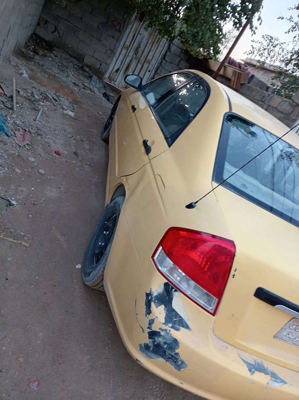 السلام عليكم سياره كيه اسبكتره مديل 9  الرقم صدامي مكفوله من الضربه كير ومحرك كفاله حداديه سبعين بل ميه وصل خط وبحث تخم تاير كهرباىيات شقاله تدفىه تبريد غرفه جديده بدون راعي يتكفل الباع عشاىر وسرقه  العنوان النجف الحيدريه رقم الموبايل (***********) (***********) السعر 45
