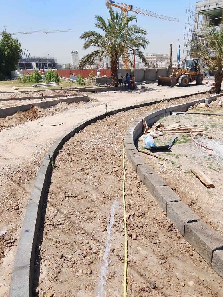 مستعدين لصب وسقل جميع الارضيات والرفتات والساحات والجملونات والشوارع بانزين خانه بوجود كادر هندسي مميز  مع قوالب حديد كافه القياسات 
 وبأسعار مناسبة جداً
نعمل في جميع محافظات العراق 
 لطلب الخدمة والاستفسار  المراسلة واتساب 
او الاتصال على الارقام التاليه 
☎️*********** واتساب 
☎️***********
