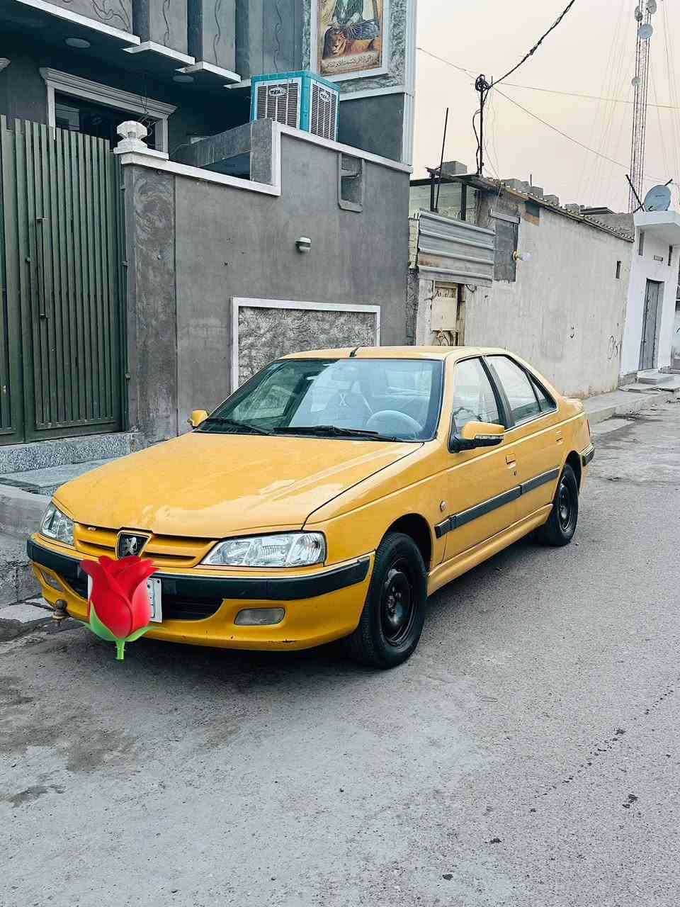 السلام عليكم بيجو بارص موديل 2015 سياره كلش نظيفه بيهه صبغ بس الهلالات الخلفيه وبيه بنيد بيه تطعيج اثر دوس وبدلته بنيد اصلي بعدني مصابغه كير مكينه خير من لله لاتنقيص ولاتبخير  مكان السياره بغداد حي النصر السعر 40$وبيه مجال حق الجيه غير متواجد على الفيس 
رقم الهاتف ***********
