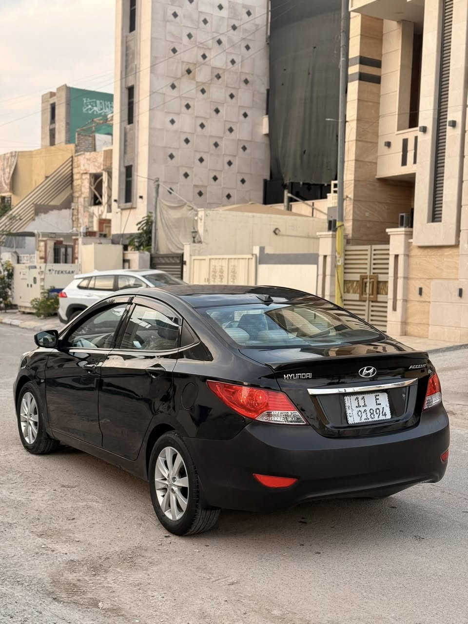اكسنت
السلام عليكم 
اكسنت موديل2013 خليجي 
مكينه1600دوش 
كير اوتو 
بلوجكتر 
تحكم ستيرن 
ويل كب 
تجاوي 
اشاير مري 
ماشيه ١٧٥ 
سنويه ورقم وهزه جديد 
تحويل مباشر 
السياره بيها مكانت بارد صغار 
وبيها صبغ بين الباب والجاملغ الامامي الايمن 
السعر 93 ورقه وبيها مجال قليل 
مكانها بغداد اليرموك 
***********

