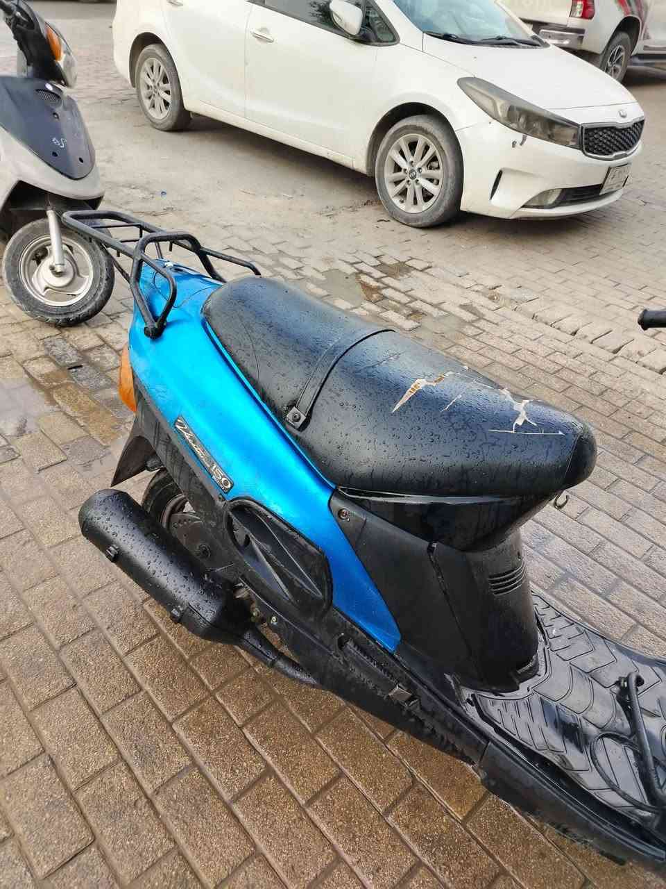 السلام عليكم
دراجه سوزوكي للبيع
بيها عطل بالمحرك
غراضها نادره ومرغوبه وتفثد اهل التصليح
سعر 200 وبيها مجال
***********
