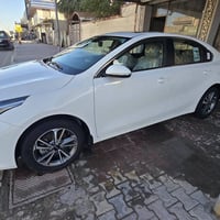 فول مكينه ٢٠٠٠ • ماشيه ٤١ الف • رقم بغداد