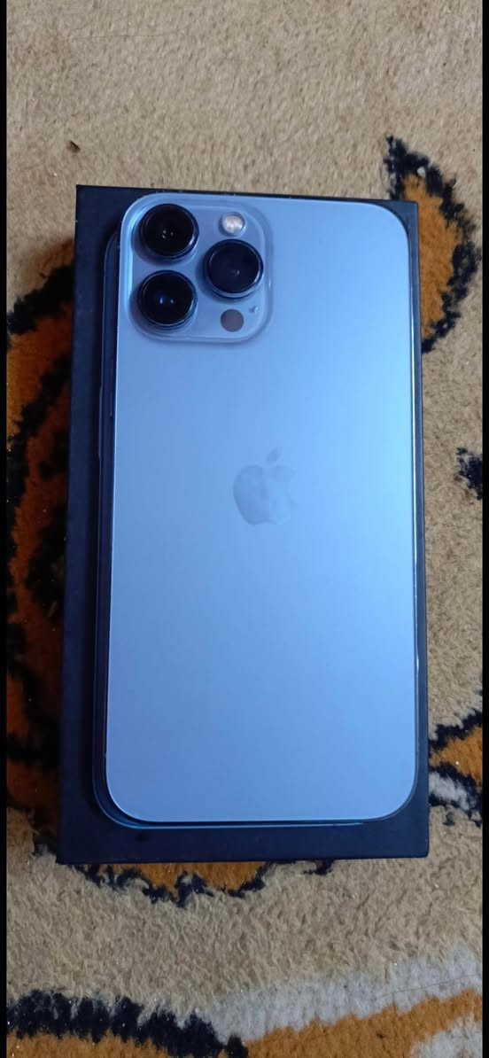 سلام عليكم ايفون 13برو ماكس الون المميز بطاريه 92كامل ملحقاته نموذج Mجهاز نضافه فول سعر 775وبي مجال بصيط كلش نتصل ‭0782 832 6708‬ مكاني شطره
