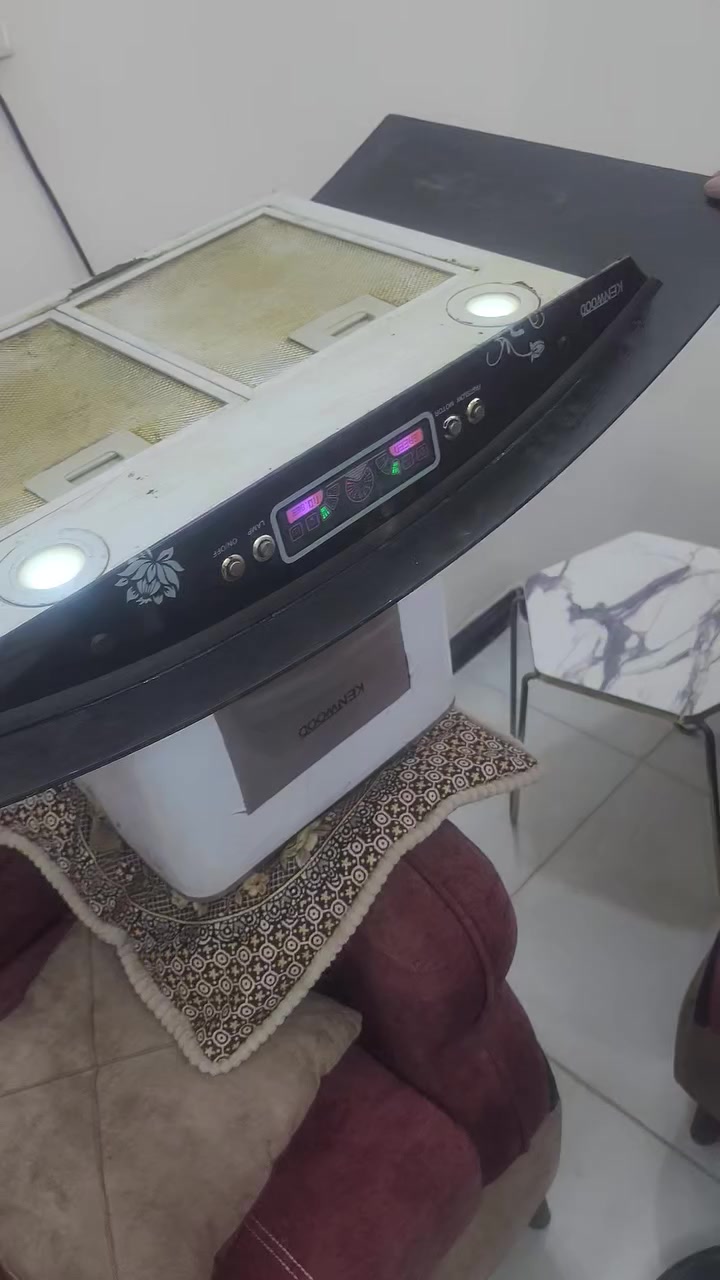 ساحبة (مرشحة) مطبخ شركة Kenwood
لوحة تحكم رقمية: تحتوي على شاشة صغيرة تعرض السرعة أو الحالة.
​أزرار للتحكم: (مصباح، تشغيل/إيقاف، وسرعات المطور).
السعر 50
بغداد الامين الثانية


**إذا كنت صاحب هذا الإعلان وتريد حذفه لأي سبب، رجاءا أرسل رسالة إلى الدعم الفني**