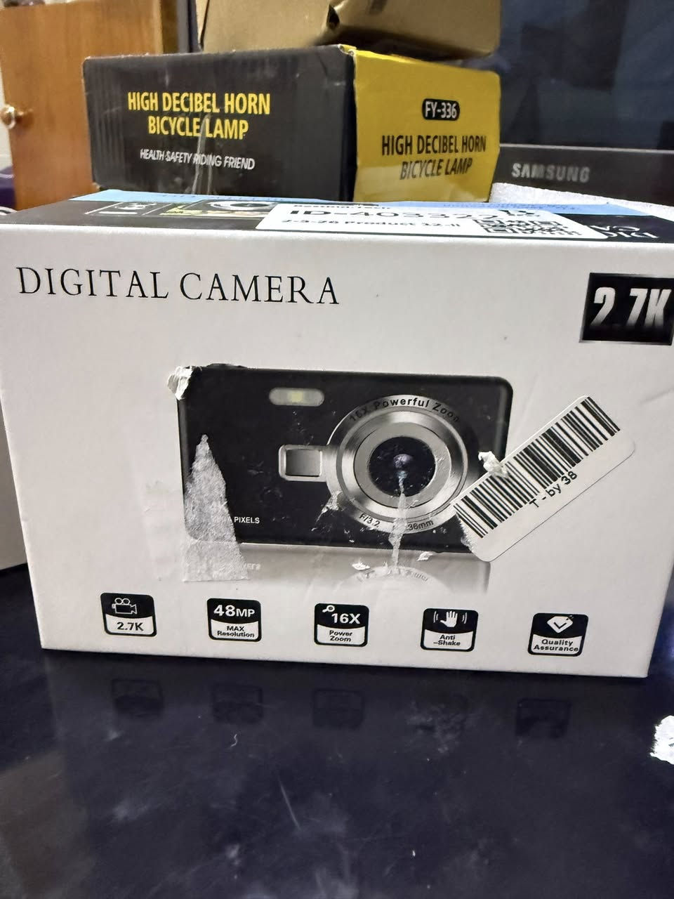 قطعتين كامره بهذا الشكل سعر القطعه
١٥ الف 
ماعندي شي مع توصيل بدون احراج


**إذا كنت صاحب هذا الإعلان وتريد حذفه لأي سبب، رجاءا أرسل رسالة إلى الدعم الفني**