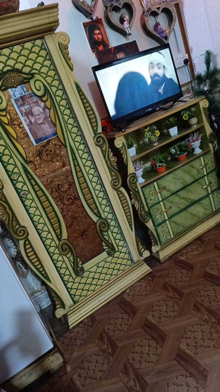 غرفه للبيع شغل عراقي وتصميم تركي العنوان كرمة علي ابو صخير
التواصل ***********
