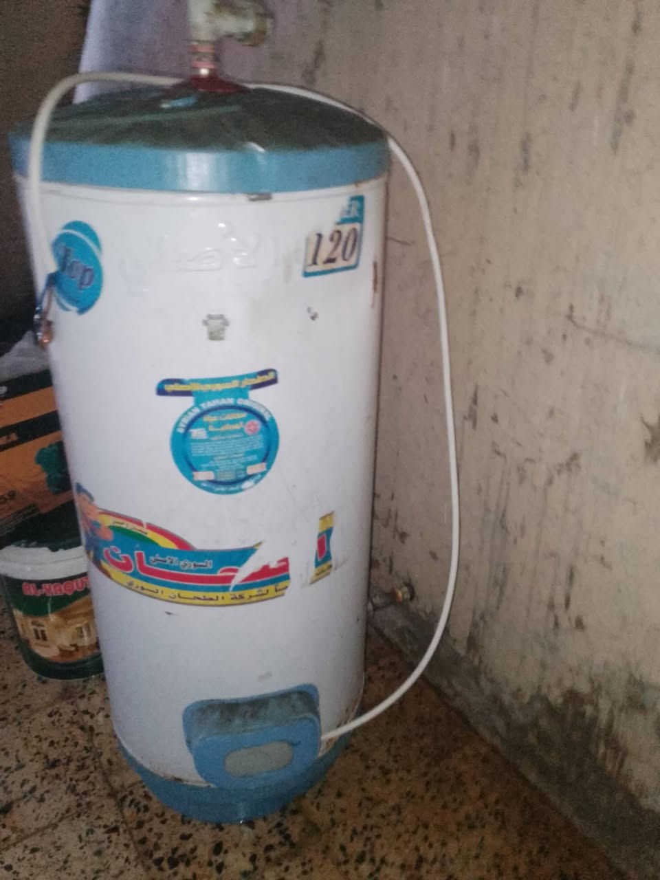 سخان مستعمل باب اول الاصلي 
مكاني السيدية 75 ***********
