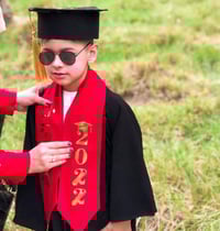 روبات تخرج • توصيل مجاني • طباعة الاسم مجاناً