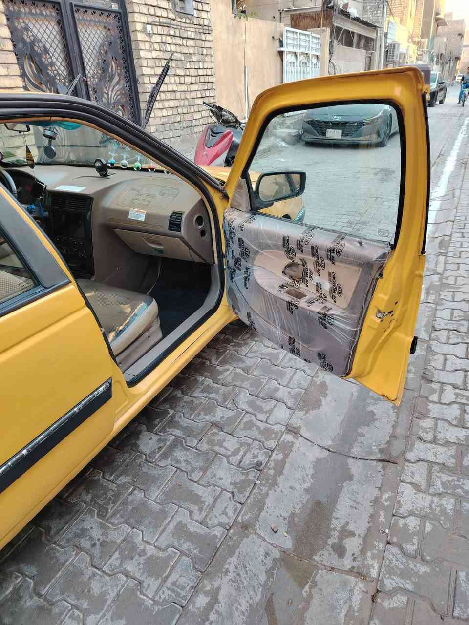 السلام عليكم بيجو لميس مديل ٢٠١٦  مكفوله من كلشي غير بارد يم باب السايق  سعر ٤٨ ورقه وبيها مجال مكان بغداد شعله اجاوب خاص
