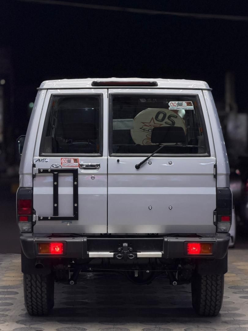 *لاند كروزر حبه ربع ٢٠٢٥ سلق ونش رقم واحد اصفار*
773482819
717040662


**إذا كنت صاحب هذا الإعلان وتريد حذفه لأي سبب، رجاءا أرسل رسالة إلى الدعم الفني**