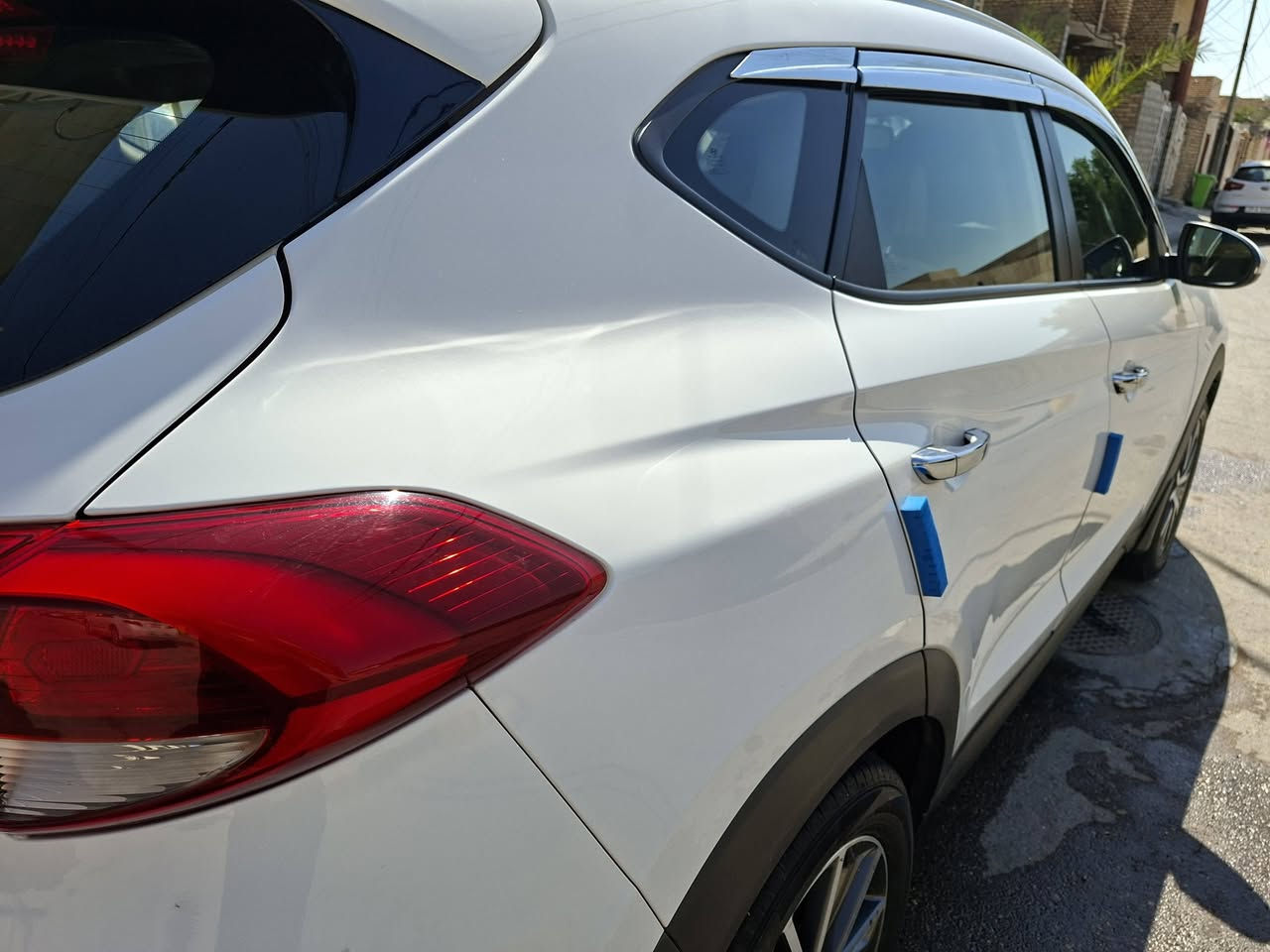 للبيع او مراوس موديل ٢٣ او ٢٤ 
توسان ١٦ رقم بغداد ماشيه ١٤٤.كير ومحرك كفاله. بيها تبديل باب خلف الصدر.ابلادي بدون صبغ سياره جاهزه من كلشي موجودة يالكوت بأسمي السعر ١٦٧ وبيها مجال بسيط 
الشراي يتصل وبالخدمة 
***********
