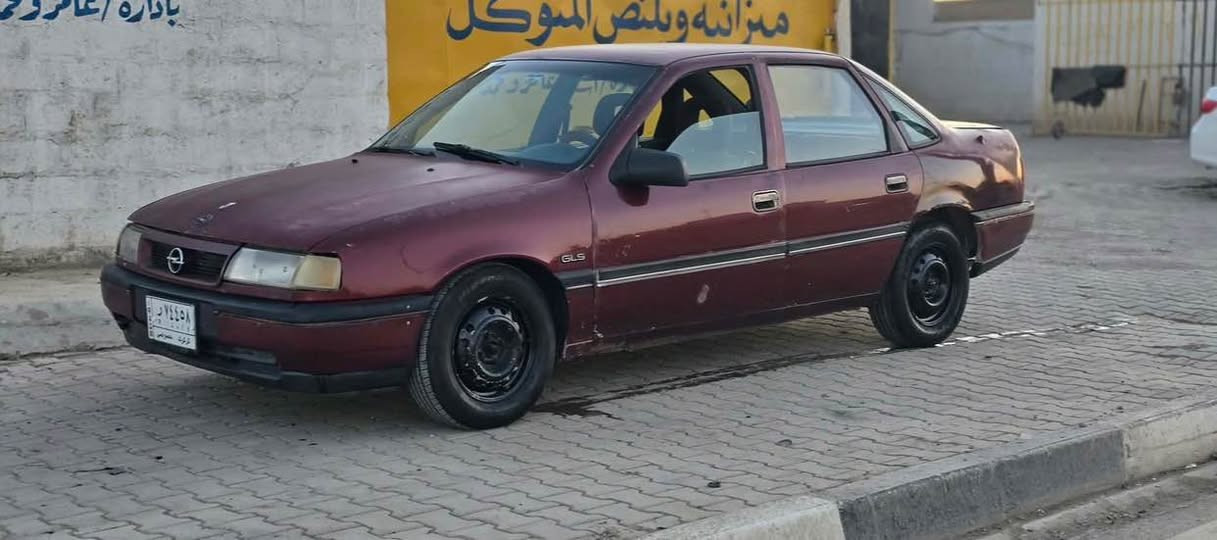 السلام عليكم 
اوبل فكترا موديل ٩٢ حجم ٢٠ بدون ضربه وبدون صبغ كير مكينه صدر تاير شرط سنويه عاج نافذه بل٢٠٢٣ بيها دفتر بانزين السياره كلها شرط
 السعر ٢٩ بيها مجال شراي اتصل *********** كركوك, العراق
