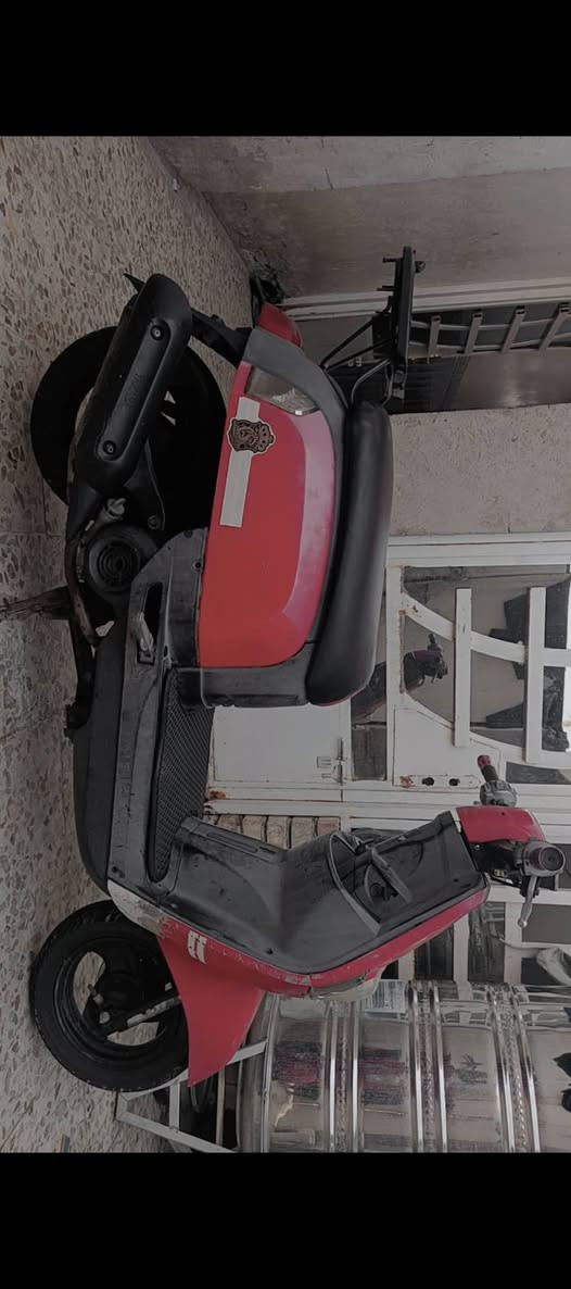 سلام عليكم يوليس 120ياباني دراجه كلها بلاديه سلف هندر كهربايات كلها بلاديه كفرات مختم ختم واحد مكينه بلاديه شلعه ومعدل فول السعر ٥٧٥اوراق كامله بسمي المكان بغداد الحسينيه مال راشديه ***********
