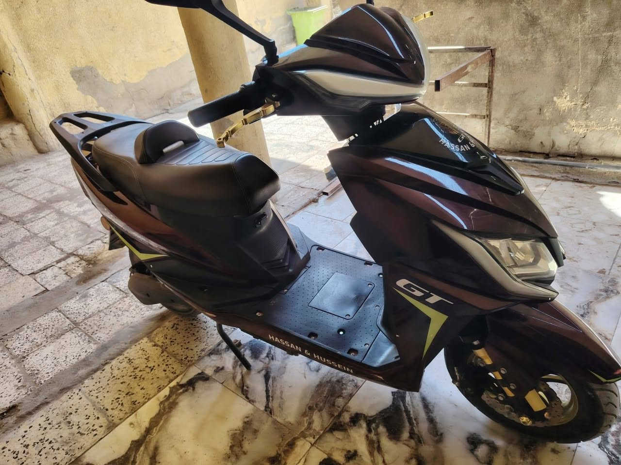 دراجه سكنس ملف 2500و سته بطاريات مسطره السعر 750اليشتري الاتصال على هذا الرقم***********
