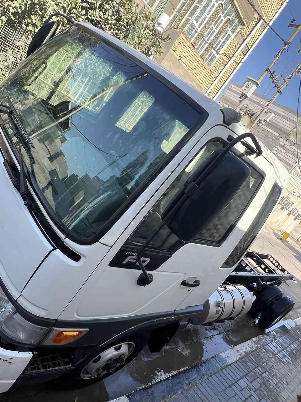 السلام عليكم هينو انكر سترالي دخول جديد باسمي تحويل ثاني يوم مكينته 80فول عادي خط واحد سياره زيرو مكانه بصره ***********
