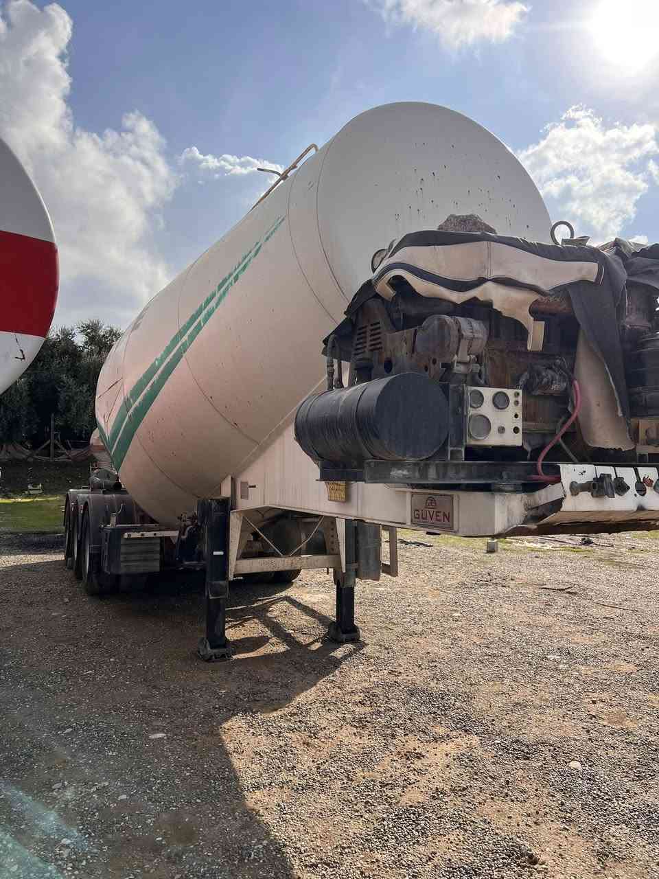 لبيع سايلو. 3محور طارق حاجي 2014.      ***********
