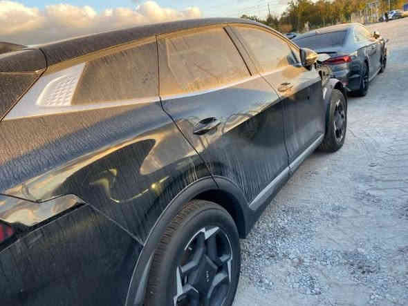 السلام عليكم 2026سبورتج
كفاله من الايرباك و الشواصي 
للبيع
المواصفات 
بصمه 
كامره 
شاشه متصله
كشن كهربا
رادار 360
مانع تصادم
درايف مود
جلد
تحديد مسار 
توصل 25/1 
عدنه نظام العربون
شركه كاليفورنيا للمزاد الامريكي و الكندي 
الاتصال ***********
السعر ناررر كلش مناسب 
اتصل وتدلل
