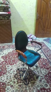 كرسي • البصرة هارثة