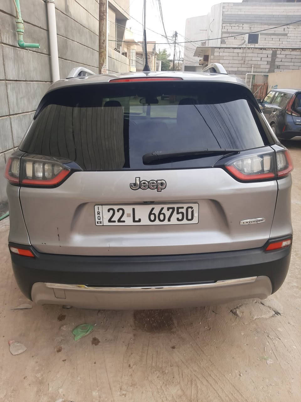 جيب بزون 2019
فئة لاتيدي
وارد امريكي 
محرك 4 سلندر 2400
ماشية 80 الف ميل
رقم اربيل
حادثها فقط دعاميات بدون ايرباك
السعر 140
***********
