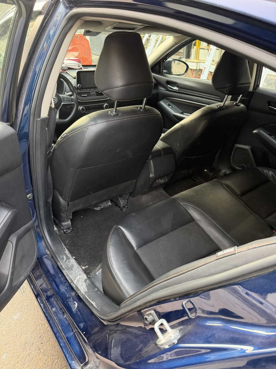 السلام عليكم نيسان اوبتمه موديل22
رقم واسط معوقين سياره جاهزه بيه صبغ بنيد وجالمغ *********** كوت واسط
