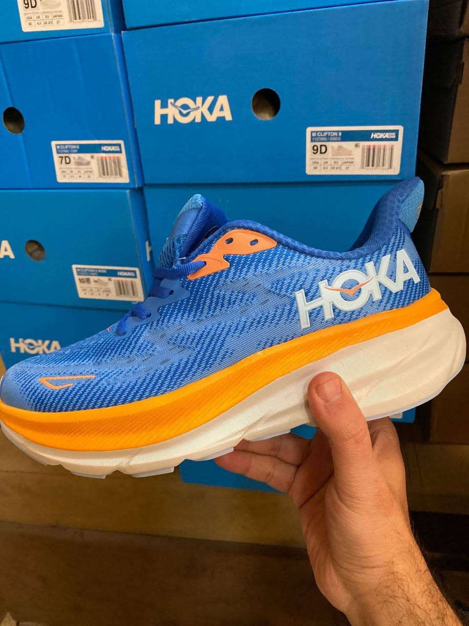 🔥✨ عروض مميزة لعشّاق الأناقة والراحة! ✨🔥

وصلت أحدث تشكيلة من أحذية هوكا وأزيكس الأصلية 100% 👟
راحة لا مثيل لها ✔️ جودة عالية ✔️ تصميم عصري ✔️

💥 أسعارنا منافسة جداً ومناسبة للجميع
💥 تشكيلة متنوعة تناسب كل الأذواق

لا تفوّت الفرصة وكن دائماً في القمة 👌
ديالى بعقوبة

📞 للتواصل والاستفسار:
***********

#أحذية_أصلية #هوكا #أزيكس #عروض #ستايل #راحة
