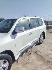 لاندكروزر • ٢٠١٥ • بغداد الحبيبيه