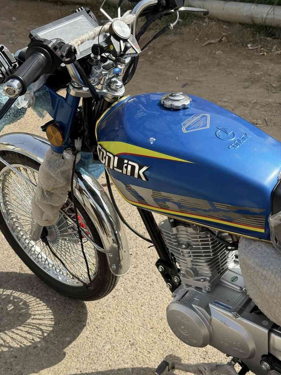 سلام عليكم للبيع سعر 725 وبيها مجال
تايكر سونك اصلي 25 زيرو ماشيه سبوع اول تبديلة دهن مرتبه ورزنه مال جني 🛑بس الدشبول ضارب بسبب الماي وكل الدشابيل الجديدة هيج ويتصلح -عنواني ديالى جديدة الشط تواصل ***********
