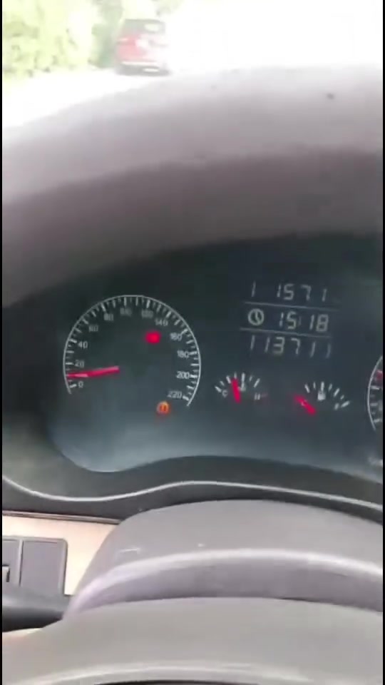ياكريم. فرق العمل. التيكو ال١٤ فتحتها الجمعه اليوم أحد خلصت والحمدلله بمليون. اشتغلتها 
والتيكو ال13 مجفتيها بسعر مناسب ب750 وهذا حالها بعد عمل 3 اسابيع بتجفيت ههههههههههه واصلا الفيتر ميجاوب. 
ع عموم. شنو الي استفاده السائق.  من السعر المناسب.  
ابو علي ***********
العلاوي. شارع. شيخ معروف كراج جمهوريه
