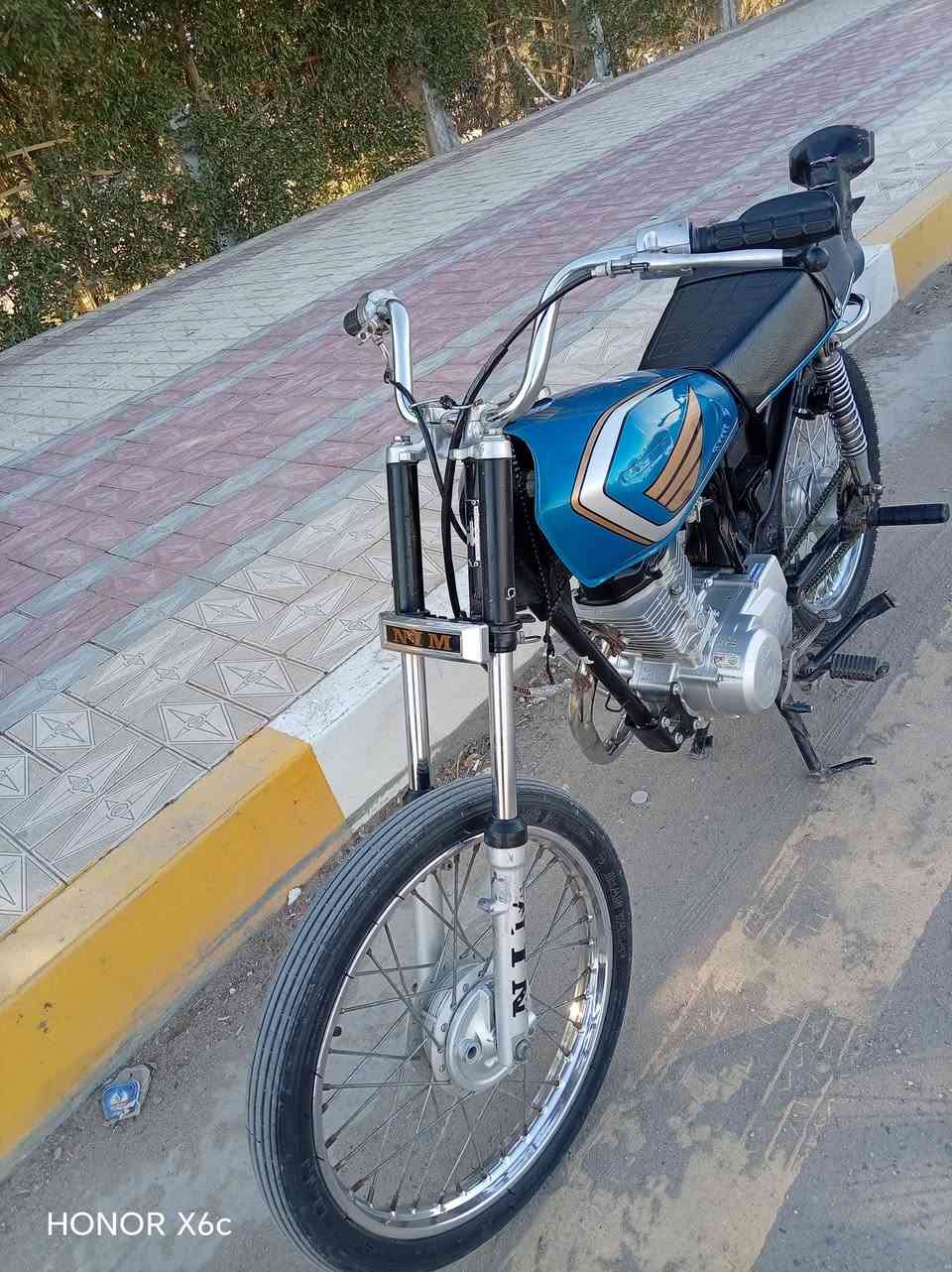 السلام عليكم نامه أوراق اصولي
دراجه جاهزه نضيفه مال جناي مابي نقص
السعر (800) وبي مجال 
عنواني ناصريه مركز خاص مفتوح
***********
