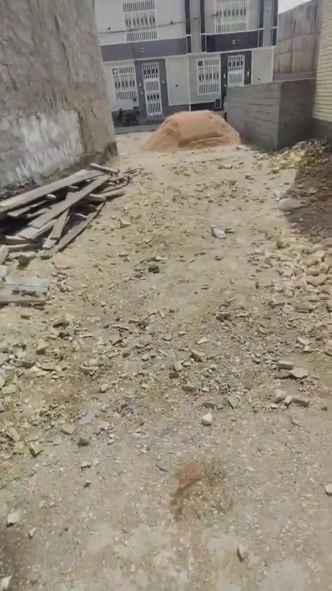 السلام عليكم عقار للبيع في كربلاء قرب جامعة الزهراء ع مقابيل دار القران يم تيل 81 طريق كربلاء بغداد مع قطعة ارض 50 متر وقطعة ارض 160 متر الاتصال وللاستفسار ع الرقم ‏‪0771 989 8244‬‏
‏‪0781 290 0433‬‏
