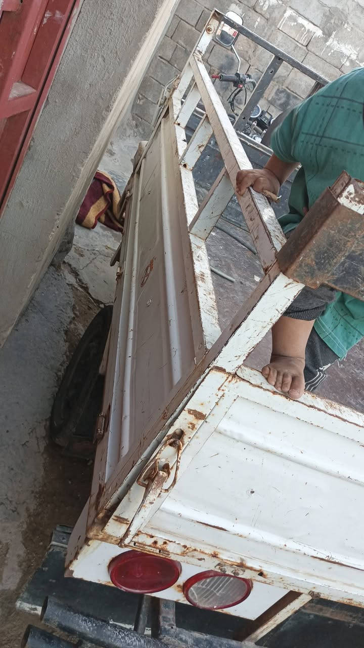 ستوته حلوه ونظيفه تاركها والله سعرها 850 وكان بغداد شعله رقم الواتساب ***********
