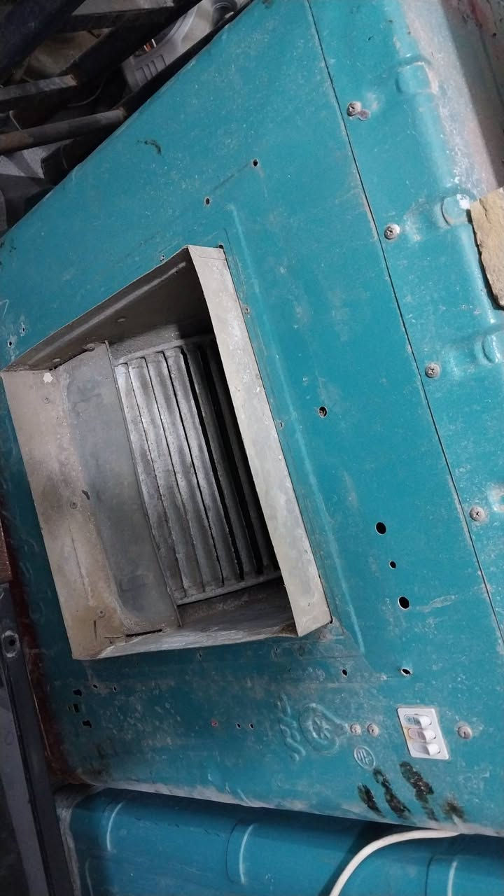 السلام عليكم غراض بيت نضيفه جدأ مكانه شارع طيار


**إذا كنت صاحب هذا الإعلان وتريد حذفه لأي سبب، رجاءا أرسل رسالة إلى الدعم الفني**