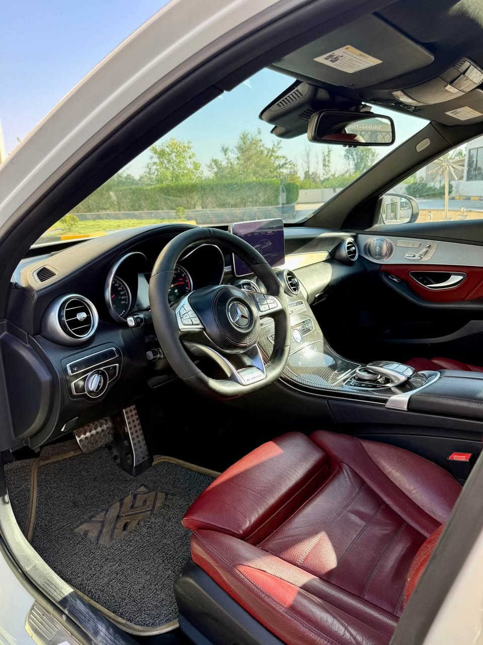 C43 AMG V6 Twin Turbo Performance 2018 Black 1/1 
مرسيدس C43 موديل 2018 ( 🥇طبعة خاصة🥇 )
سعر طلب خاص اتیصال فقط واتس اپ (***********)📲
محرك V6 - 3.000 TwinTurbo سلندر
جميع قطع السيارة والكماليات AMG أصل وبلادية
للبيع مارسدي c43 2021
+ اكزوست بلادي جميع قطع السيارة والكماليات AMG أصل وبلادية + ألياف كاربون فايبر حقيقية 
المواصفات بانوراما بصمة تشغيل مازدات امامية داينمك تفاعلية داتاشو سستم صوت برومستر سماعةرادارات ( امامي - جانبي - خلفي )مقاعت مخطومه AMG دركهrpmاصلAMG تطعيمات باللوان احمر حادثها دعامی امامی و نفس جاملغ شادینها قطعه وحده کلیر . أربيل, العراق
