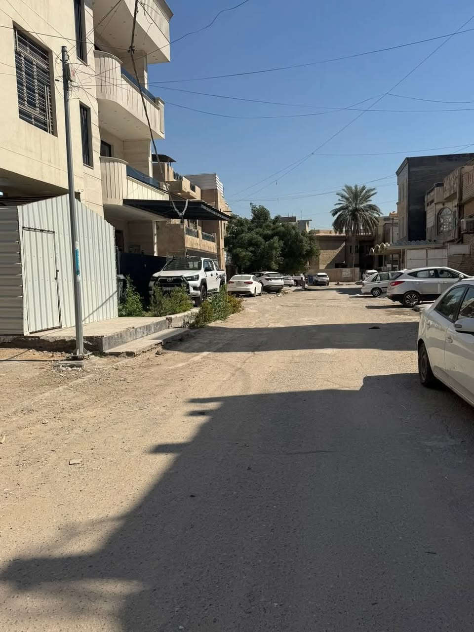 🏠مشتمل بناء نظيف للبيع 
📍الموقع : شارع فلسطين  محله 505 
🛑المساحه الكليه :  60 متر 
🛑الواجهه :             4 متر 
🛑النزال :                15 متر 
📝يحتوي على ثلاث غرف نوم 
‎♦️جميع اسعارنا قابلة للتفاوض 
‎♦️نعمل لخدمة المتابعين 
‎♦️عندك دار للبيع او للأيجار تحب تخلي تحت ادارتنة اتصل بينة 
‎#للأستفسار_ومعرفة_الاسعار_يرجى_المراسلة
‎واتساب_او_الاتصال 📱***********
***********📱
الجبل للوساطه العقاريه 
‎مستعدون  لعرض   عقاراتكم ولتسهيل عليكم البيع بالسرعة الممكنة ويفضل من المالك الشرعي للعقار   حصرا لتكون المصداقية مع المشتري حصرا... مع التقدير.
